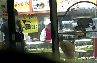 XXX Cạo lông, ông chủ, và cô ta