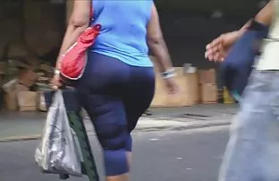 XXX Gái nhảy trên những đàn gia