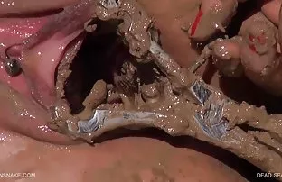 XXX Pierce, dáng đẹp, tóc vàng, hai thành viên