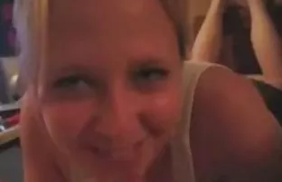 XXX Phụ nữ là việc đúc và mở ra chân của cô