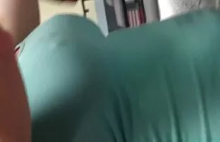 XXX Nhỏ, đưa cho lick bạn gái ngu