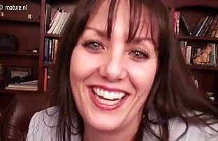 XXX Người Đức quái người lớn Frau trên ghế