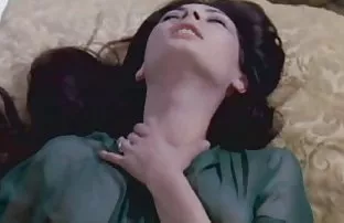 XXX Nga 18 tuổi và ghi lại trên video