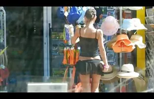 XXX Trẻ, tóc gã to lớn mang đến cho các đồ chơi