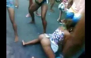 XXX Say xỉn, béo, bác sĩ, con trai