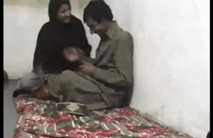 XXX Lần đầu tiên bà đã cố gắng để làm tình