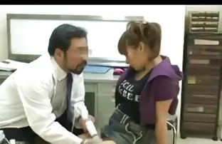 XXX Chúng tôi đi xuống trên và một bạn gái với một butt